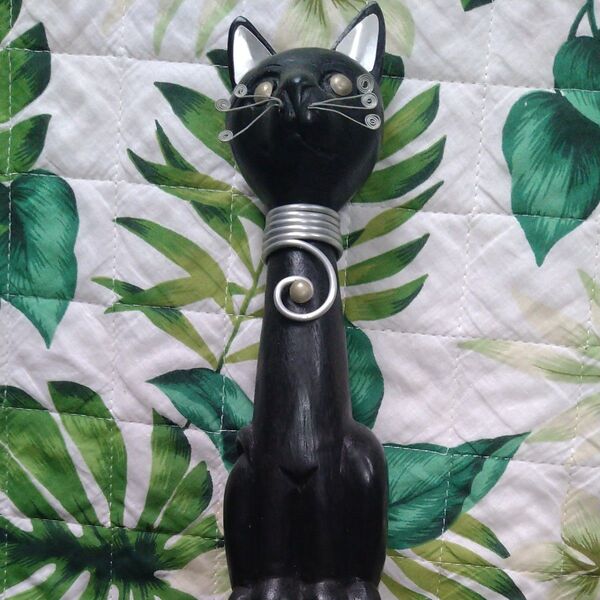 猫 木彫り 置物