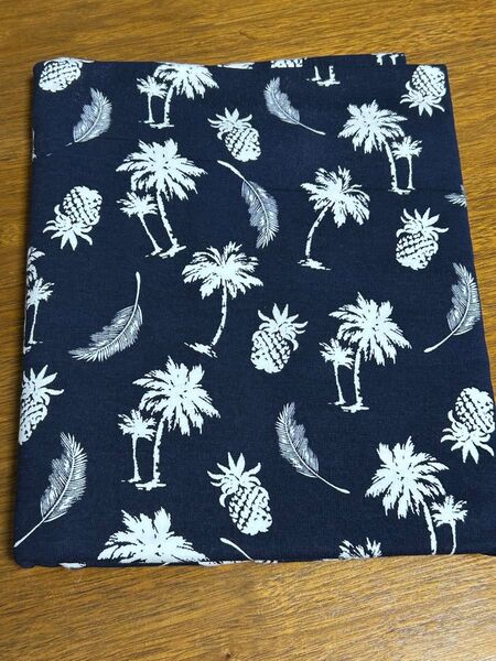 smilefabric サマーバケーション柄天竺ニット生地 100cm 新品未使用