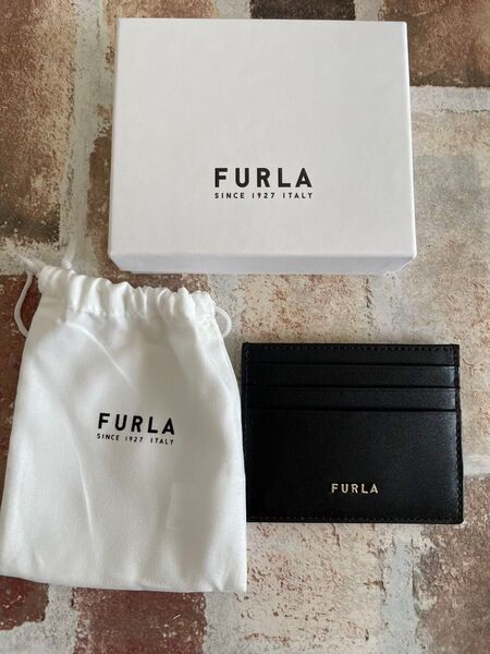 値下げ!!新品未使用◎FURLA カードケース 定期入れ レザー