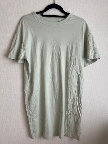 ユニクロu Tシャツ ワンピース