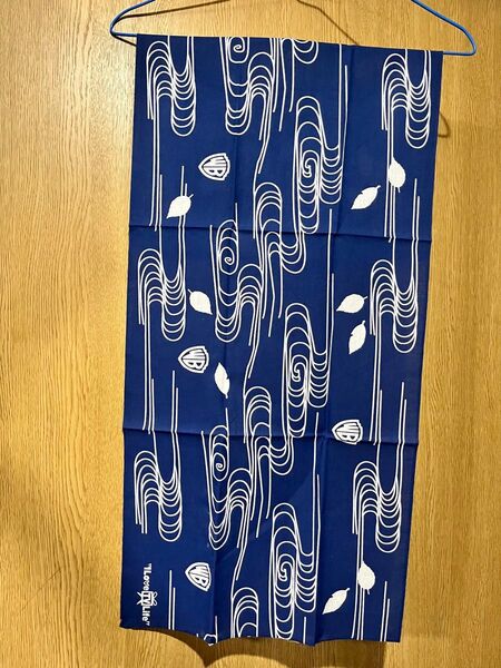 【7枚】新品 手ぬぐい 手拭い 紺 流水柄 ワーナーブラザース ベビー甚平にも ベビー服 ハンドメイド