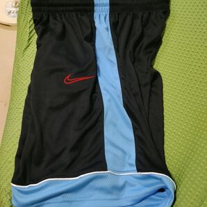 バスパン ハーフパンツ