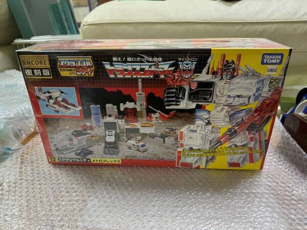 アンコール 12 メトロプレックス / Metroplex 復刻版 箱開封のみ 未使用 トランスフォーマー 送料無料 同梱可