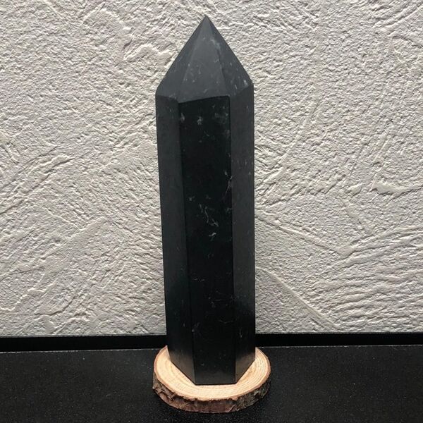 シュンガイト(Shungite) パワーストーン 浄化 天然石 六角形の柱