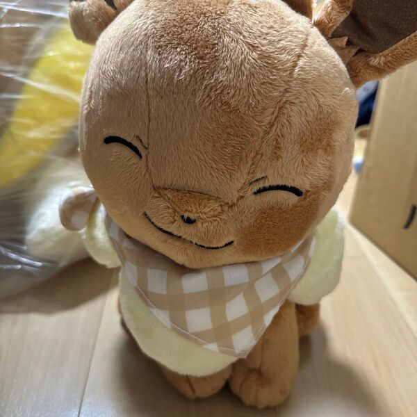 イーブイ 前かけ ぬいぐるみ 新品 未使用【送料1500円以上込み】