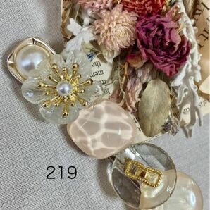 219 ヘアクリップ ハンドメイド ヘアアクセサリー フラワー