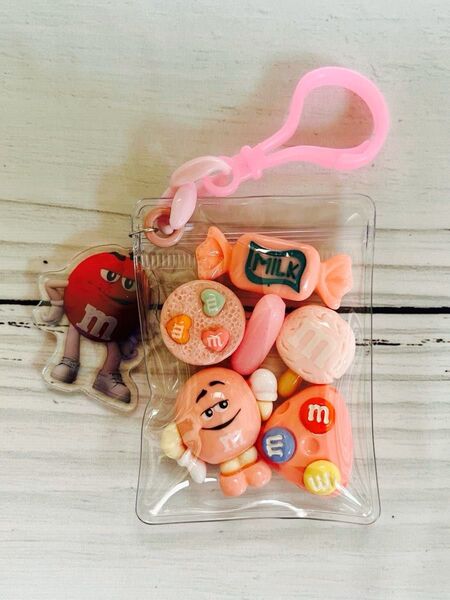 ガチャ詰めポーチ風☆ぷっくりmチョコ①☆キャンディバックキーホルダー パーツまとめ売り