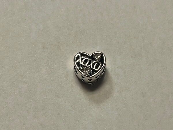 Pandora チャーム ペンダント ハート XOXO ロックジュエリー