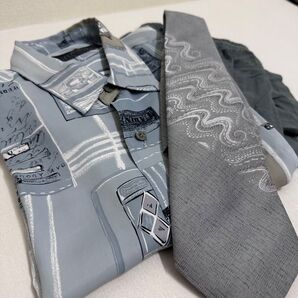 【コーデ】柄シャツ半袖、ネクタイ、ハーフパンツセット