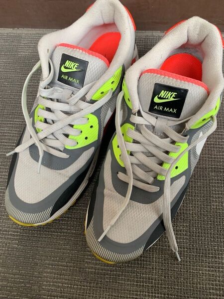 NIKEエアマックスルナ90