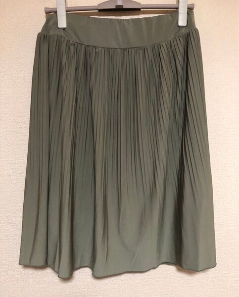 【最終価格】IMAGE イマージュ プリーツスカート 膝丈 オリーブ Lサイズ