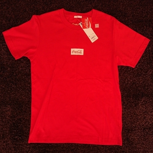 コカ・コーラ Coca-Cola 新品 グラフィック 赤 Tシャツ GU 半袖 レッド サイズS