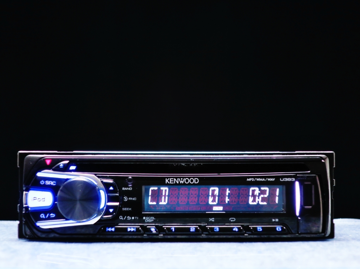 ダイハツ純正 カーオーディオ ケンウッド 08600-K9029 U393D CD-R/MP3/WMA/AUX/USB対応 管理記号27g16 送料無料 送料込み 早い者勝ち