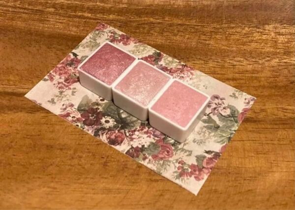 水彩絵の具 ハーフパン2ml 3色セット ペールピンク