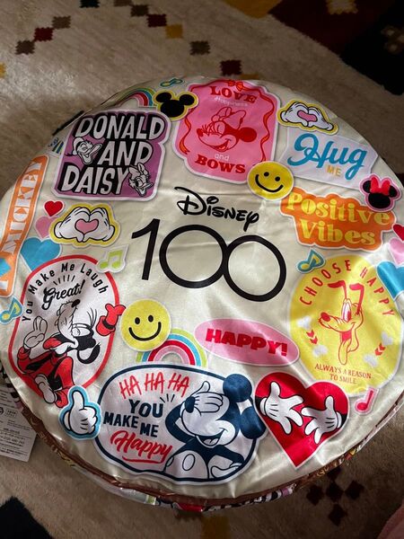 ディズニー100周年クッション 非売品