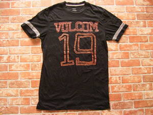 VOLCOM　ヴォルコム　ブラックTシャツ