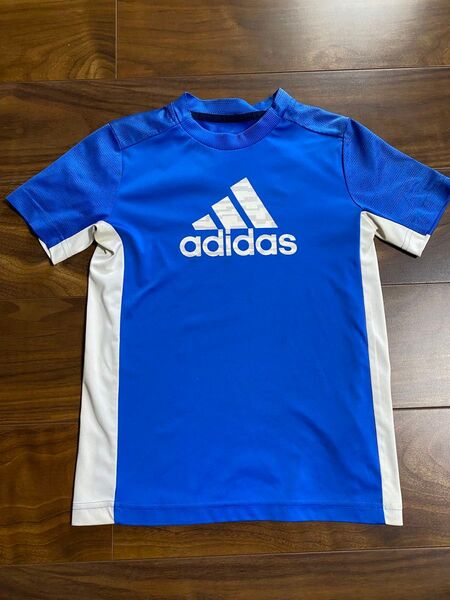 adidas Tシャツ 140