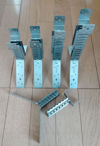 送料込 タワーロック 追加可能OK 4個 瓦 棟金具 金具 瓦屋根 補修 ぐし瓦 屋根金具 雨漏り 雨漏 修理 漆喰 シルガード 南蛮漆喰 和瓦 洋瓦