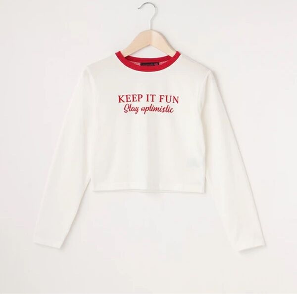 新品タグ付き ラブトキシック クロップド丈Tシャツ 長袖 160㎝