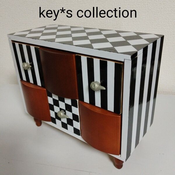 【土日限定値下】key*s collection★引き出し k★小物入れ★チェスト★脚つき