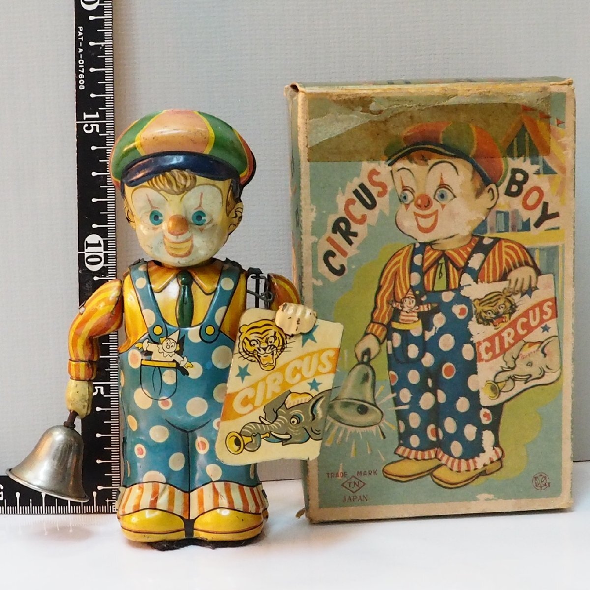野村トーイ【SHUTTER-BUG シャッターバグ カメラ小僧 少年 動作 野村トーイ【SHUTTER-BUG シャッターバグ カメラ小僧 少年 動作