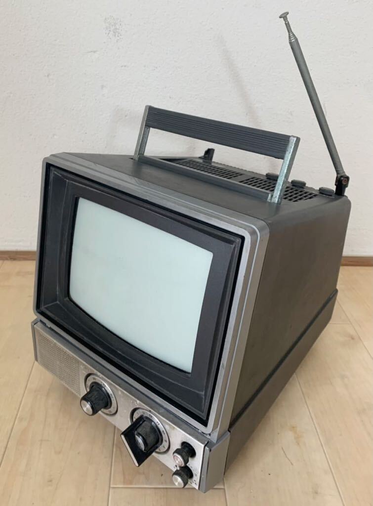Yahoo!オークション -「ナショナル レトロ テレビ」(映像機器 Yahoo!オークション -「ナショナル レトロ テレビ」(映像機器