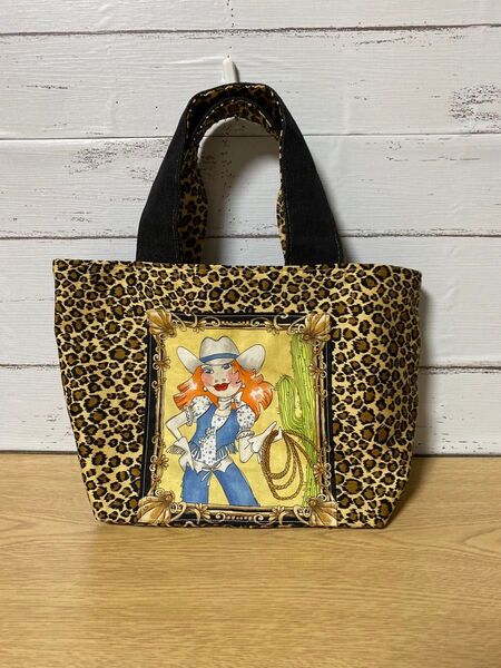 ハンドメイド ヒョウ柄 ロラライハリス ミニバッグ