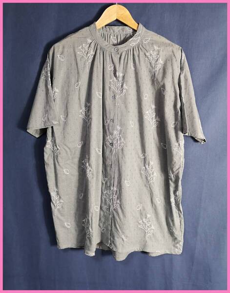 BLS‐166☆春夏☆新品☆送料込み☆即決☆ナチュラル系☆☆薄手のインド綿☆ブラウス☆M~L☆グレー系☆透け感あり☆水玉☆植物