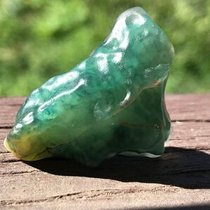ゴビ石−1283 ゴビ瑪瑙 原石 濃翠色 鉱物