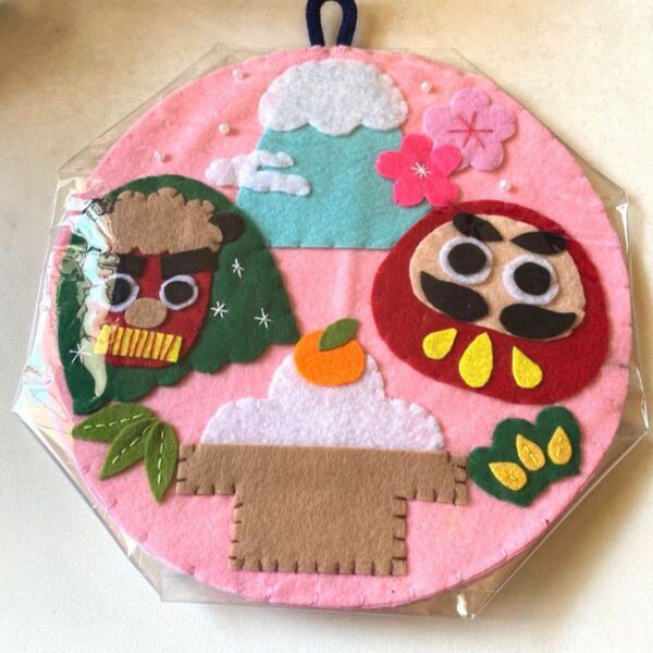 ハンドメイド フェルトリース お正月