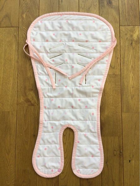 西川リビング ベビーカーシート 夏用 裏メッシュ ドット柄