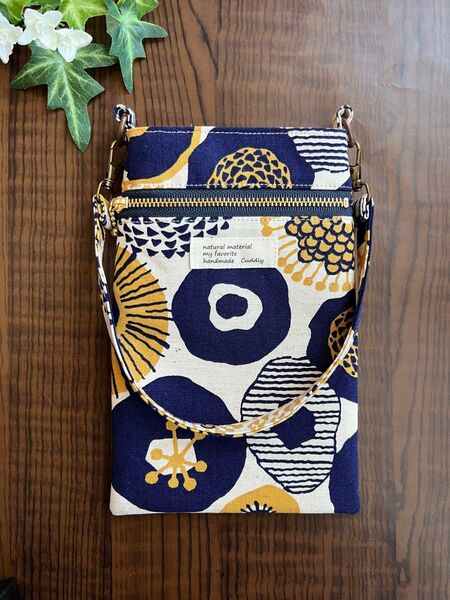 23 ハンドメイド スマホポーチ ミニポシェット