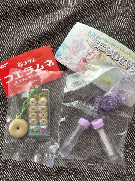 ガチャガチャ フエラムネ ミニなわとび