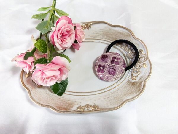 インド刺繍ヘアゴムくるみボタンNo.8