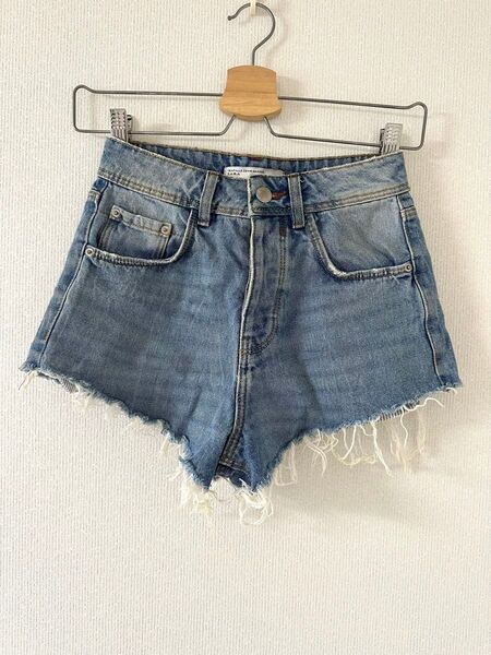 ZARA デニム ショートパンツ ライトブルー