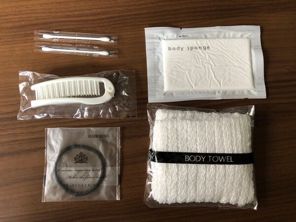 【新品】ホテルアメニティセット ボディタオル・スポンジ・ブラシ・ヘアゴム・綿棒