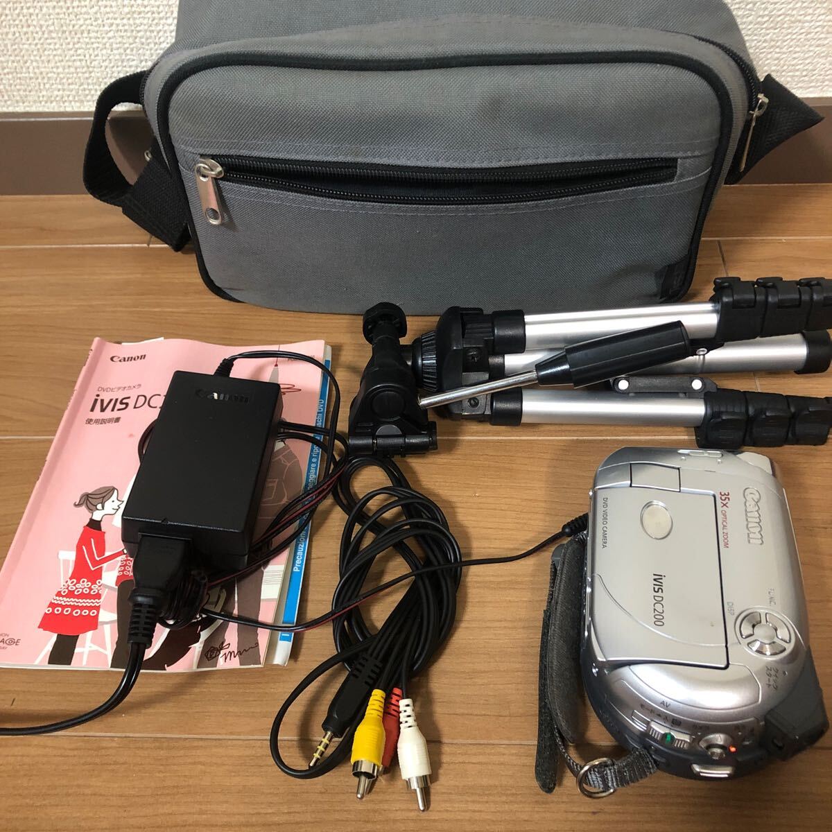 Yahoo!オークション -「ivis dc200」(キヤノン) (デジタルビデオ Yahoo!オークション -「ivis dc200」(キヤノン) (デジタルビデオ