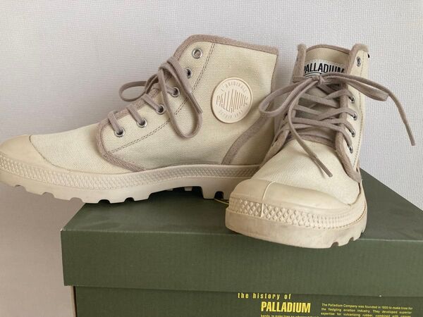 【PALLADIUM】 パラディウムハイカットスニーカー