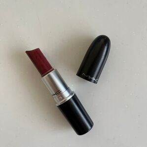 MACのリップ