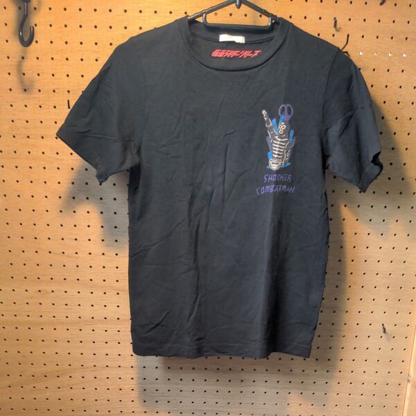 GU 仮面ライダーコラボTシャツ
