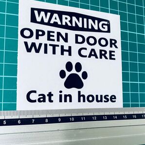 warning!cat in houseステッカー2(色変更可能)