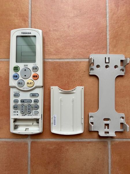 未使用 東芝 TOSHIBA エアコン用リモコン WH-F3G 43066010