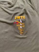 米軍 海兵隊 北部訓練場 Tシャツ QUICK DAY 速乾 OD サイズ M 登竜門 JWTC MRSOC RECON サバゲー 極美品 T_画像2