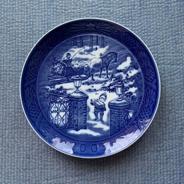 Royal Copenhagen ロイヤルコペンハーゲン ブルー ホワイト 陶器 お皿 青 白 飾り 冬 ヴィンテージ 2003年