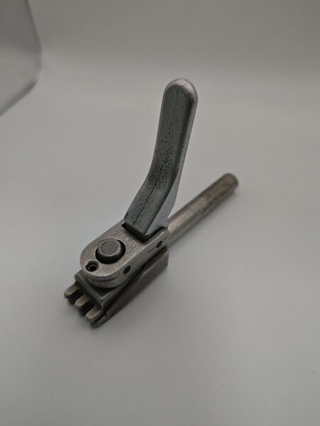 回転式クランプ ガット張り機
