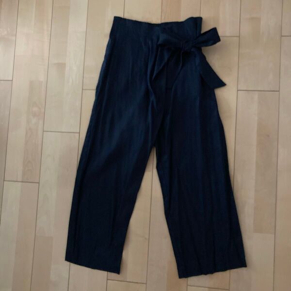 アーバンリサーチ 上品 リボン 濃紺パンツ