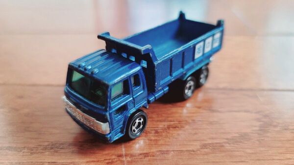 日本製トミカ 日野 ドルフィン ダンプトラック トラック No.52 1/102