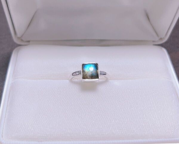 ★新品 Silver925 square ring ラブラドライト★