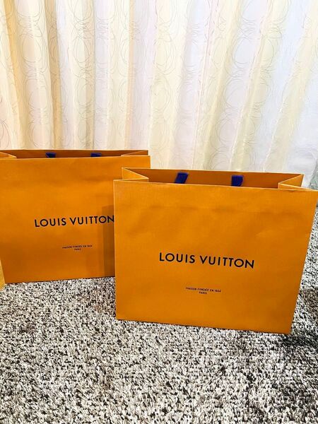 【美品】LOUIS VUITTON *ルイヴィトン*ショップ袋*2枚*ロゴリボンセット