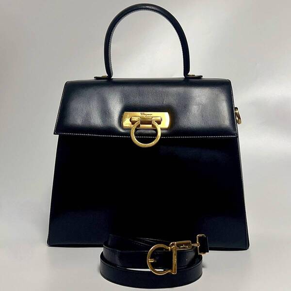 Salvatore Ferragamo サルヴァトーレ フェラガモ ガンチーニ 2WAY ショルダーバッグ E210536 ブラック レディース 斜め掛けバッグ